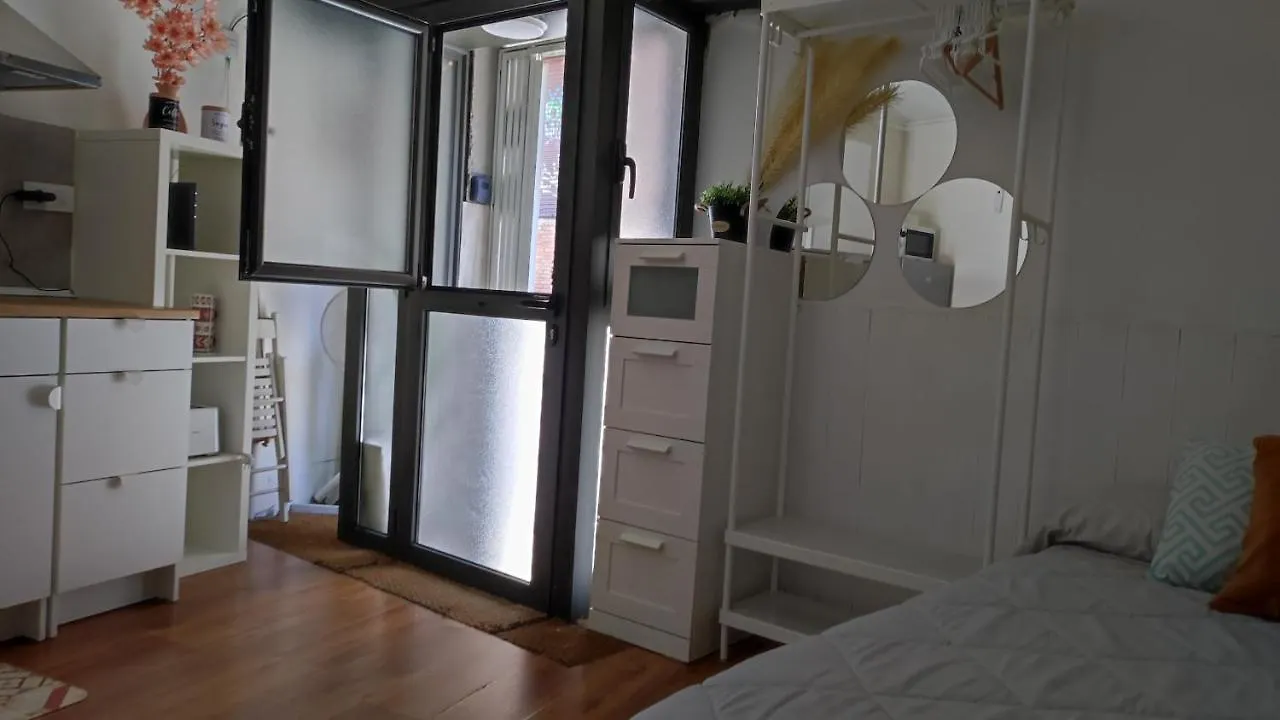 Estudio Barcelona Park Guell Appartement 0*,  Spanje